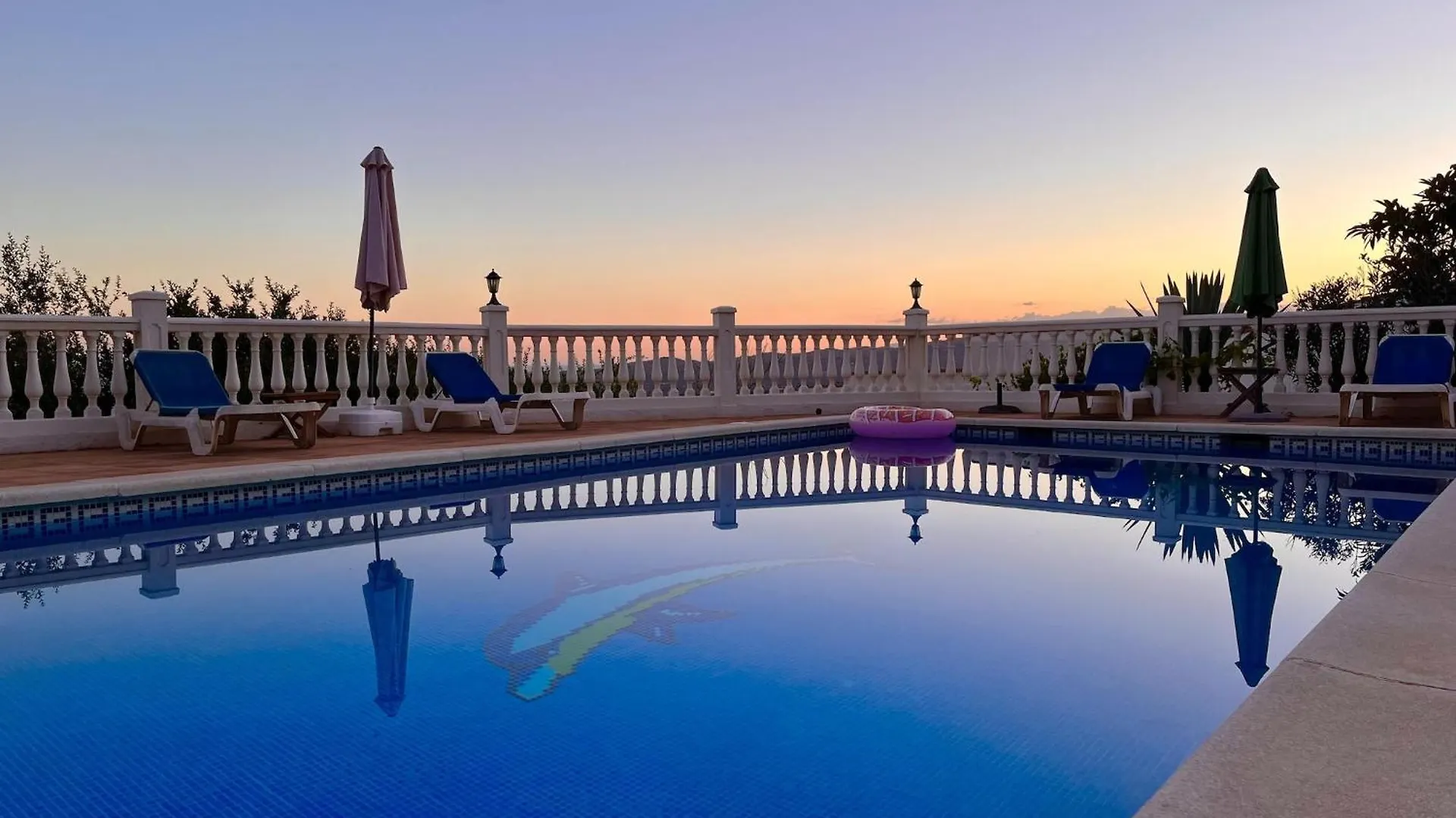 Comfortable Luxury Villa With Private Swimming Pool 발리타드벨레즈 0*,
